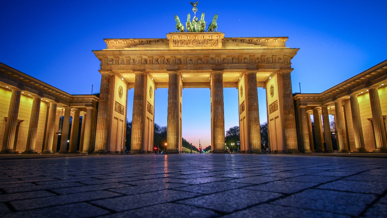 Brandenburg gate at dusk in Berlin, Germany during the Berlin Marathon.
