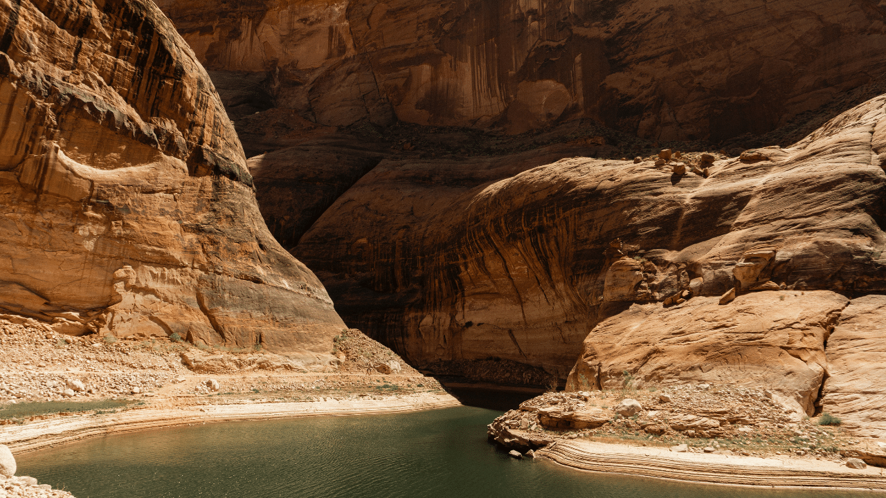 A Half Marathon along the majestic Lake Powell, carved out by a river amidst towering canyon walls.